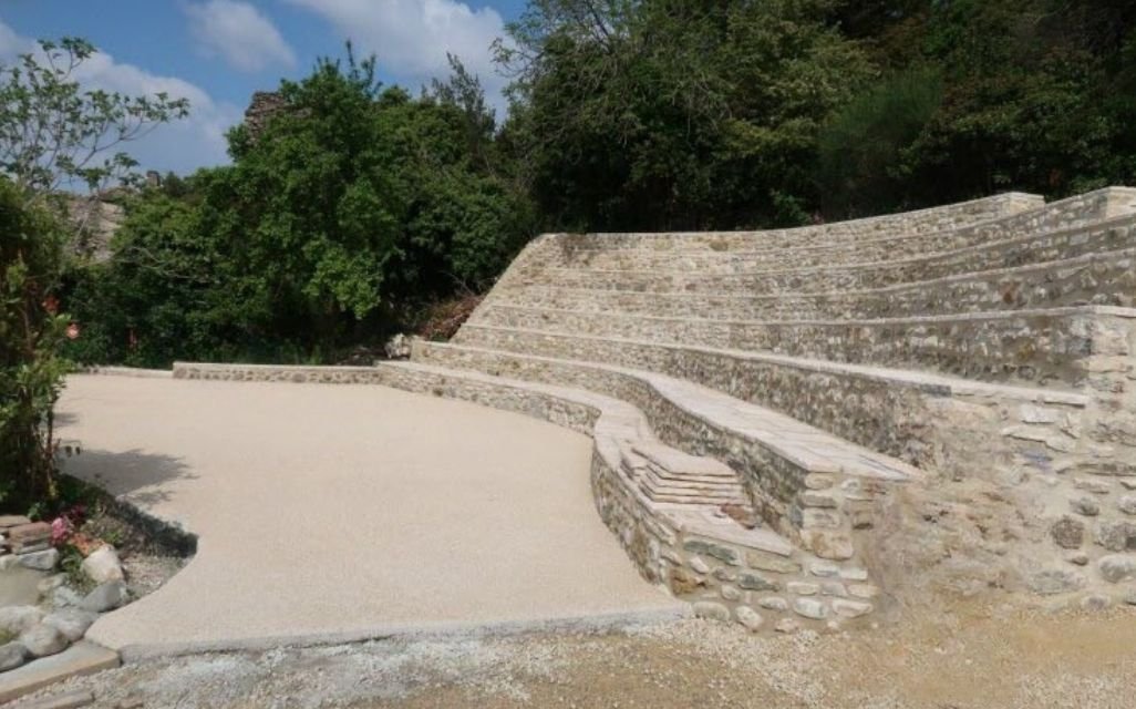 Théâtre de verdure à Cabris